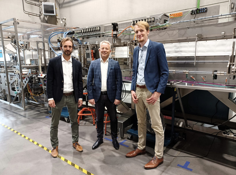 Volpak partners with watttron to revolutionize Flexible Packaging through Digital Sealing Technology